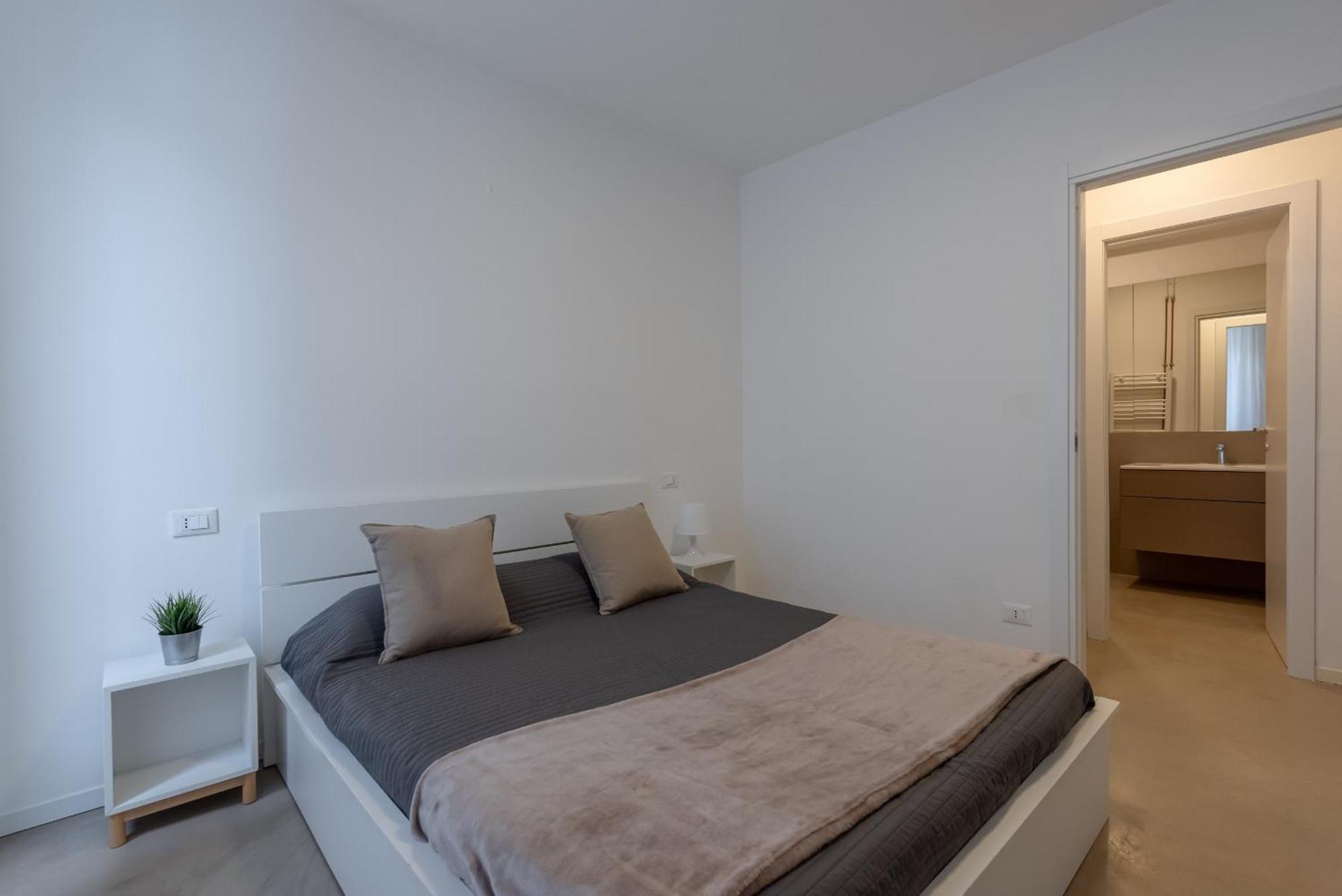 Residence Orti Apartments By Wonderful Italy Salò Exteriör bild
