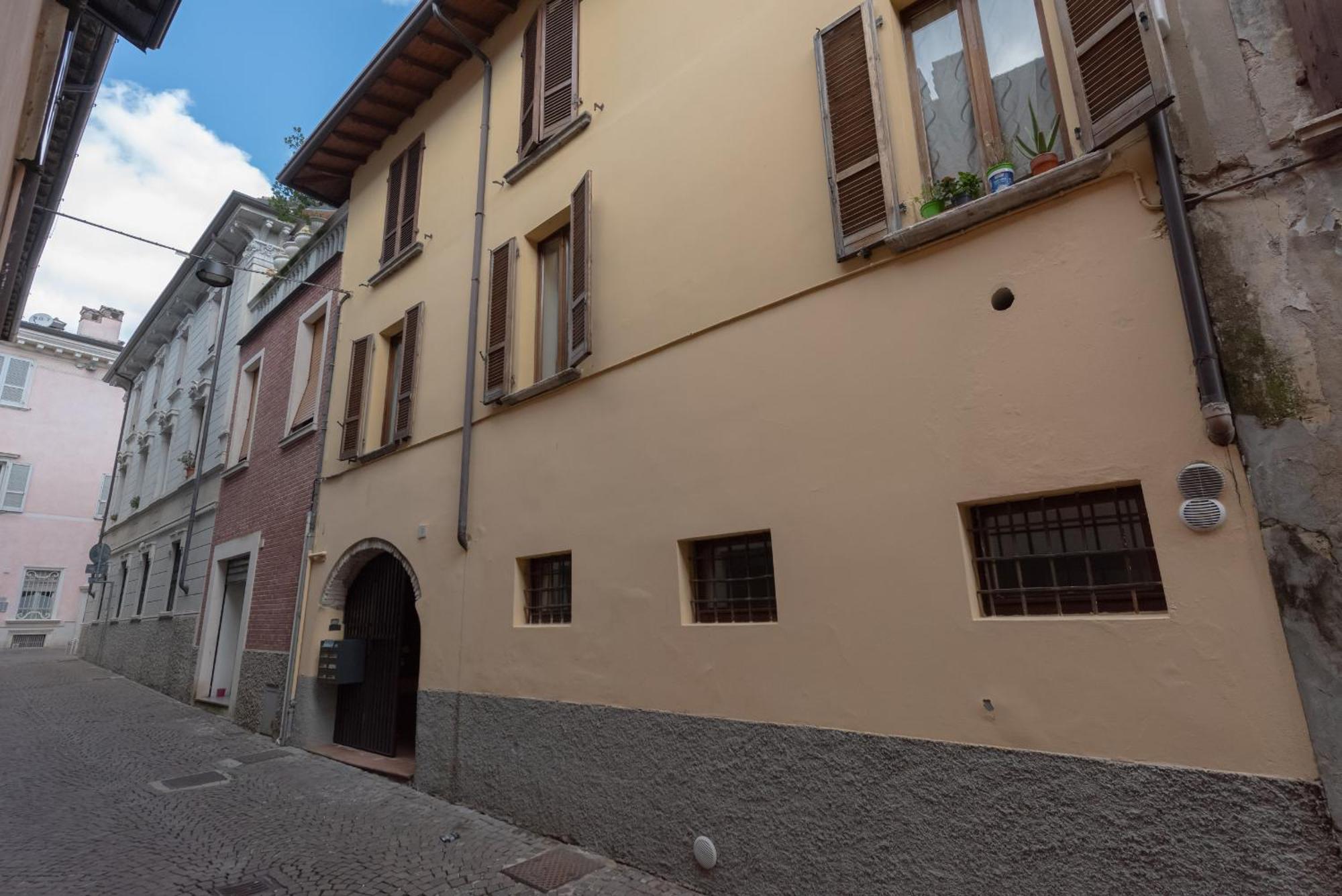 Residence Orti Apartments By Wonderful Italy Salò Exteriör bild